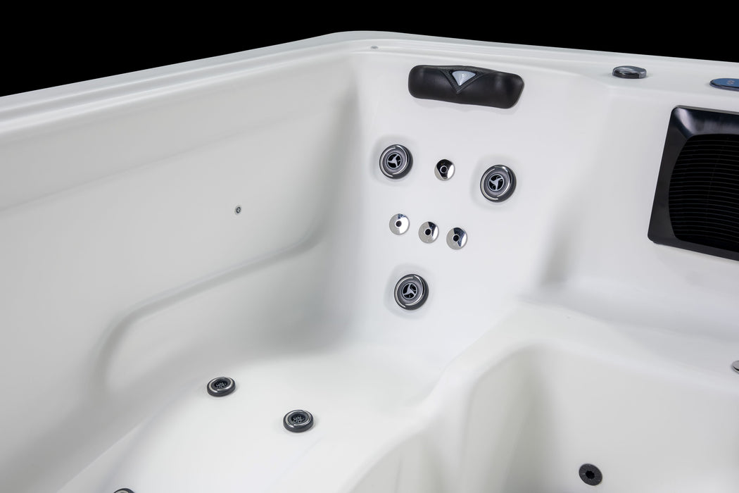 Cyanna Valley Spas Galaxy 1 Hot Tub