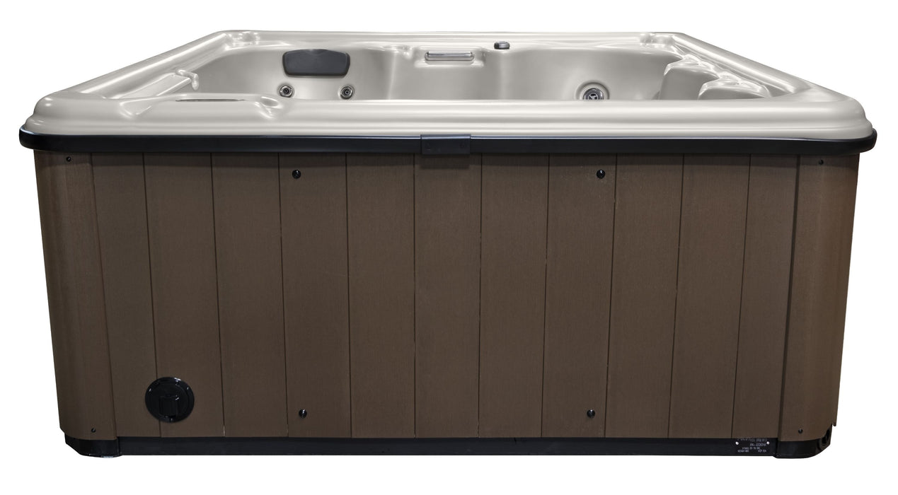 Cyanna Valley Spas Supreme Hot Tub